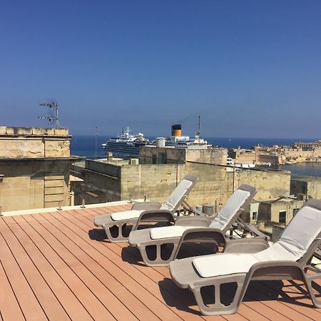 Valletta Luxe 3-Bedroom Duplex Penthouse With Sea View Terrace And Jacuzzi エクステリア 写真