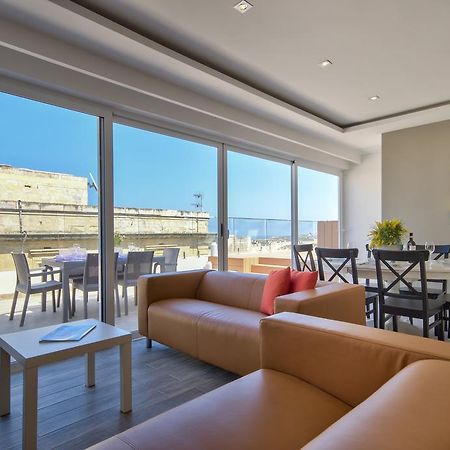 Valletta Luxe 3-Bedroom Duplex Penthouse With Sea View Terrace And Jacuzzi エクステリア 写真
