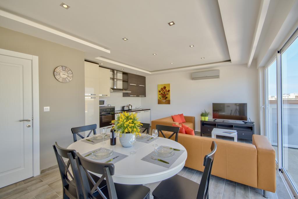 Valletta Luxe 3-Bedroom Duplex Penthouse With Sea View Terrace And Jacuzzi エクステリア 写真